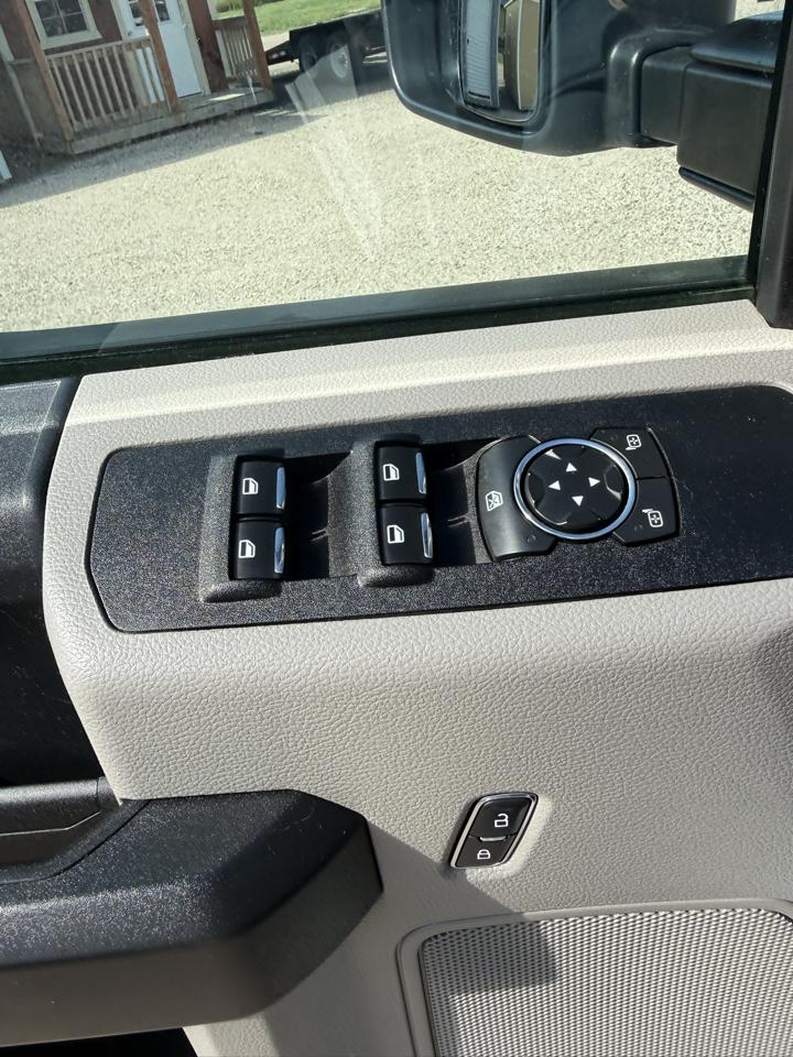 Ford F-250 SD XL SuperCab Long Bed 4WD 2019