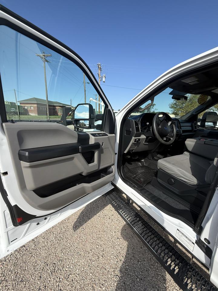 Ford F-250 SD XL SuperCab Long Bed 4WD 2019