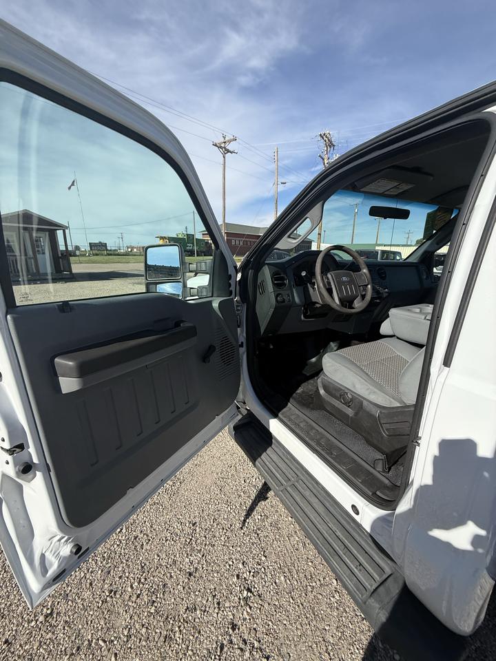 Ford F-250 SD XL 4WD 2012