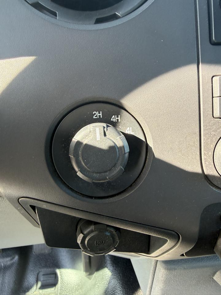 Ford F-250 SD XL 4WD 2012
