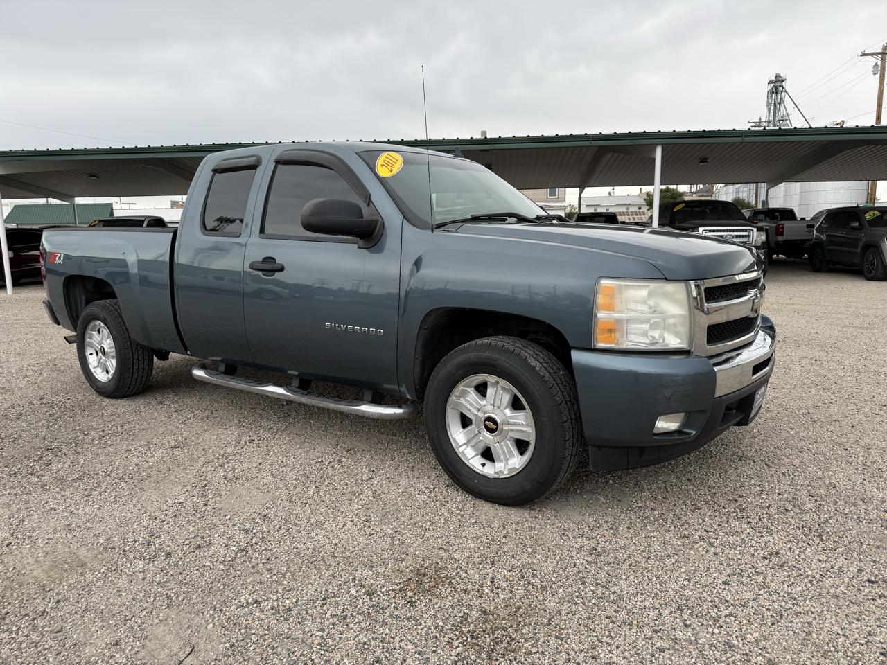 Chevrolet Silverado 1500 LT Ext. Cab 4WD 2011