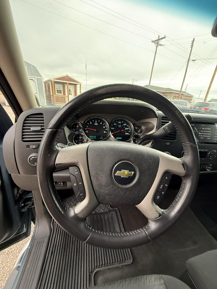 Chevrolet Silverado 1500 LT Ext. Cab 4WD 2011