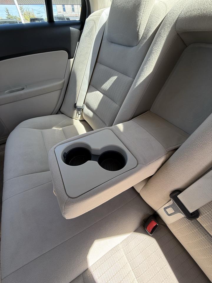 Ford Fusion S 2008