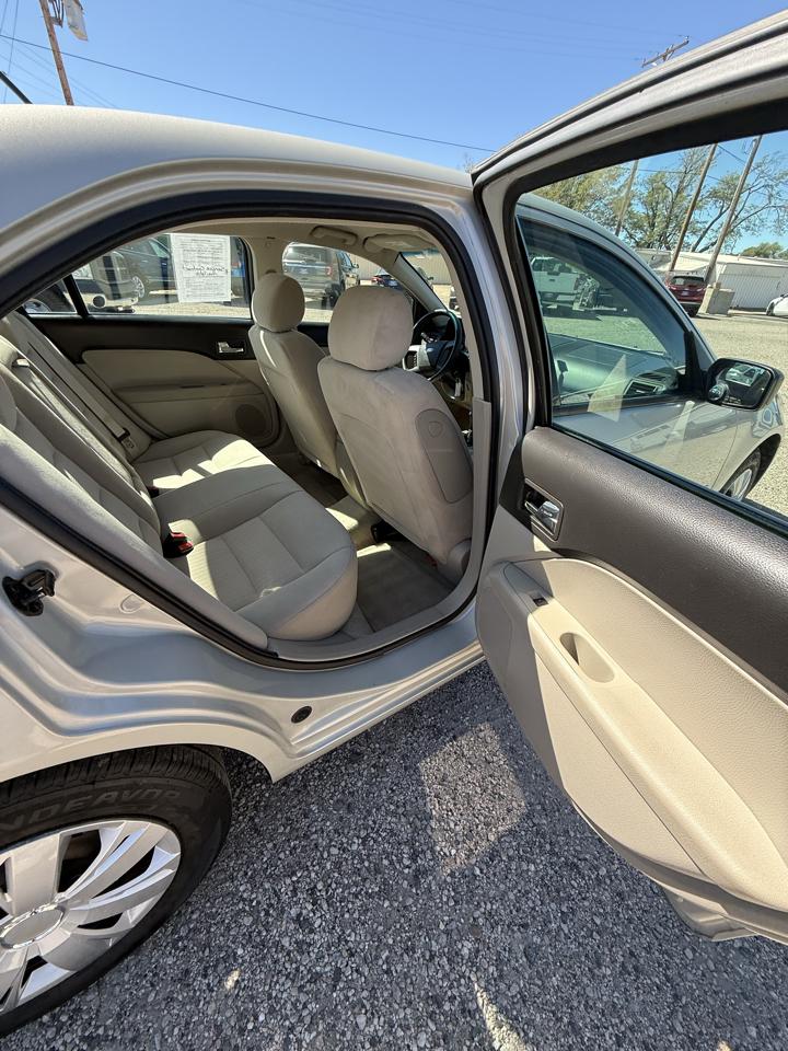 Ford Fusion S 2008