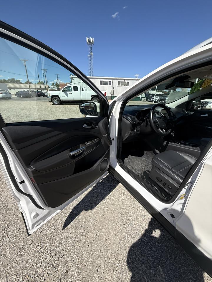 Ford Escape Titanium 4WD 2019