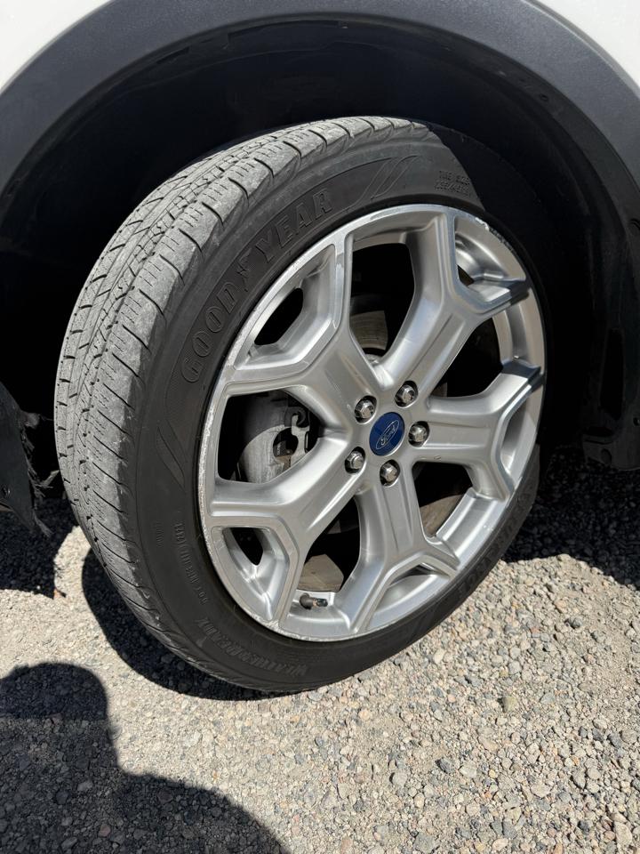 Ford Escape Titanium 4WD 2019