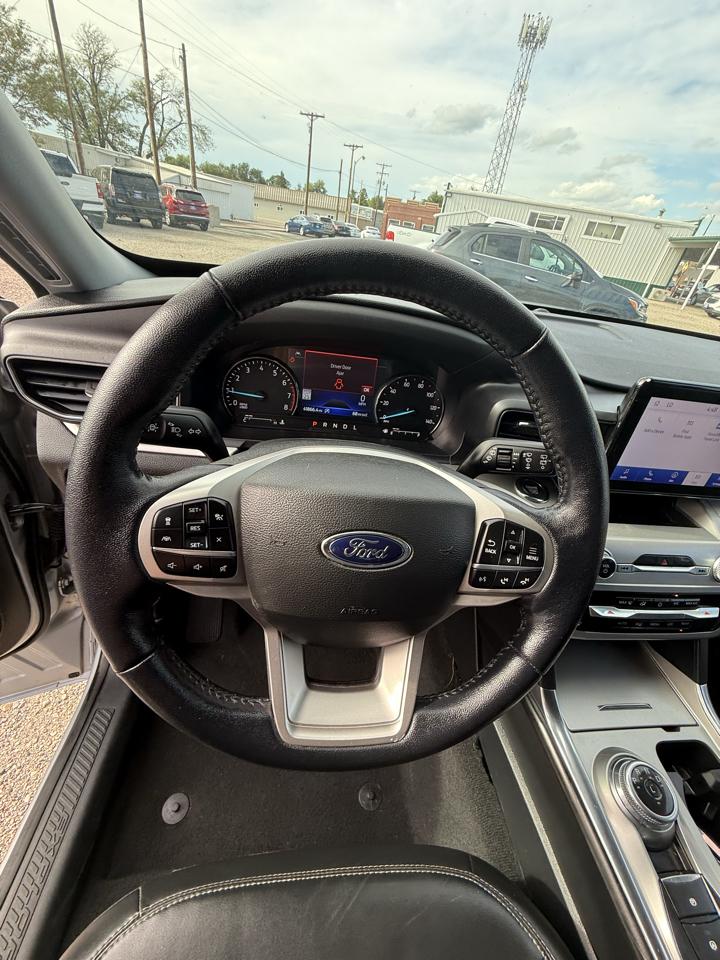 Ford Explorer XLT AWD 2022