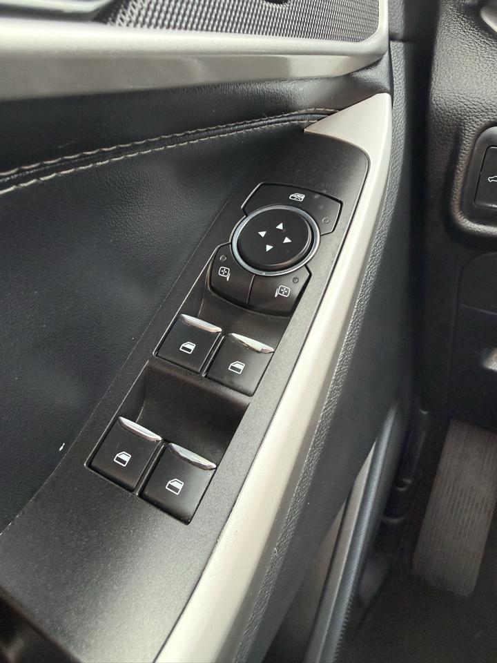 Ford Explorer XLT AWD 2022