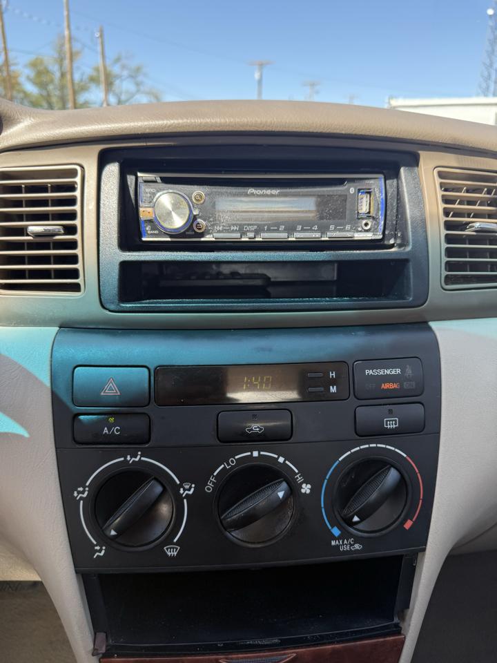 Toyota Corolla LE 2007