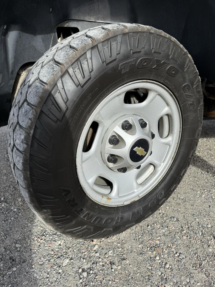 Chevrolet Silverado 2500HD 4WD Ext Cab 158.2" Work Truck 2012