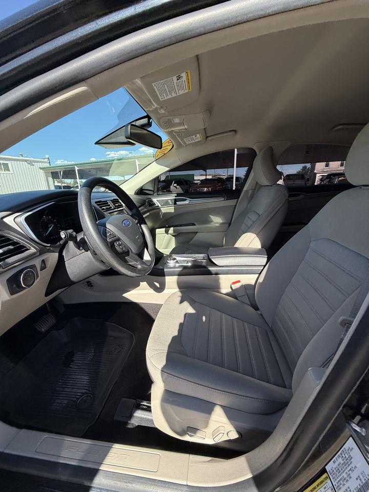 Ford Fusion SE 2019