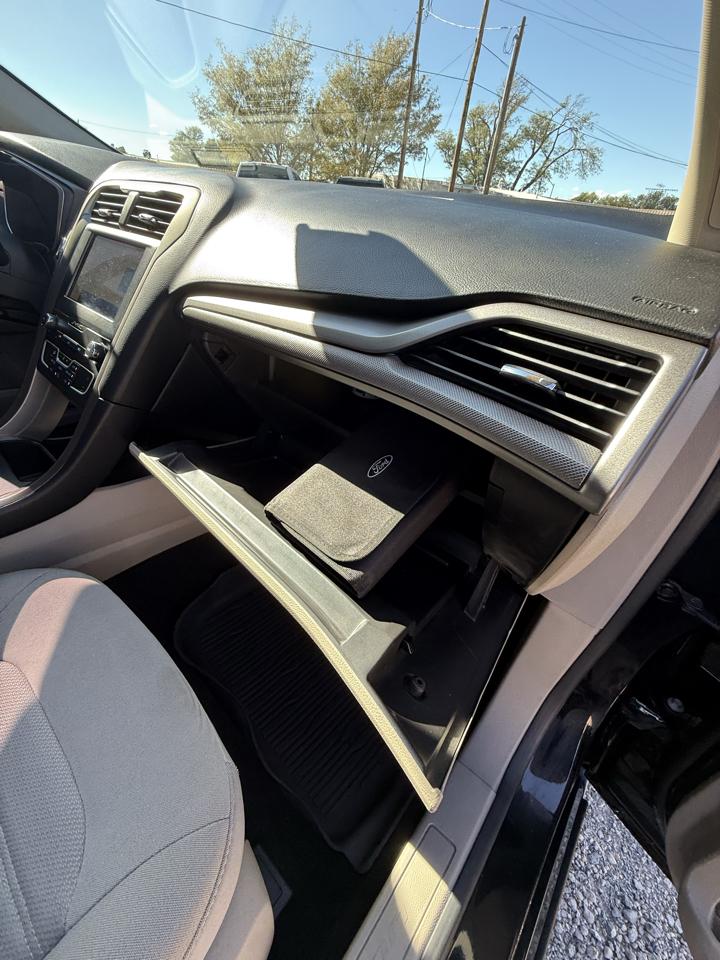 Ford Fusion SE 2019
