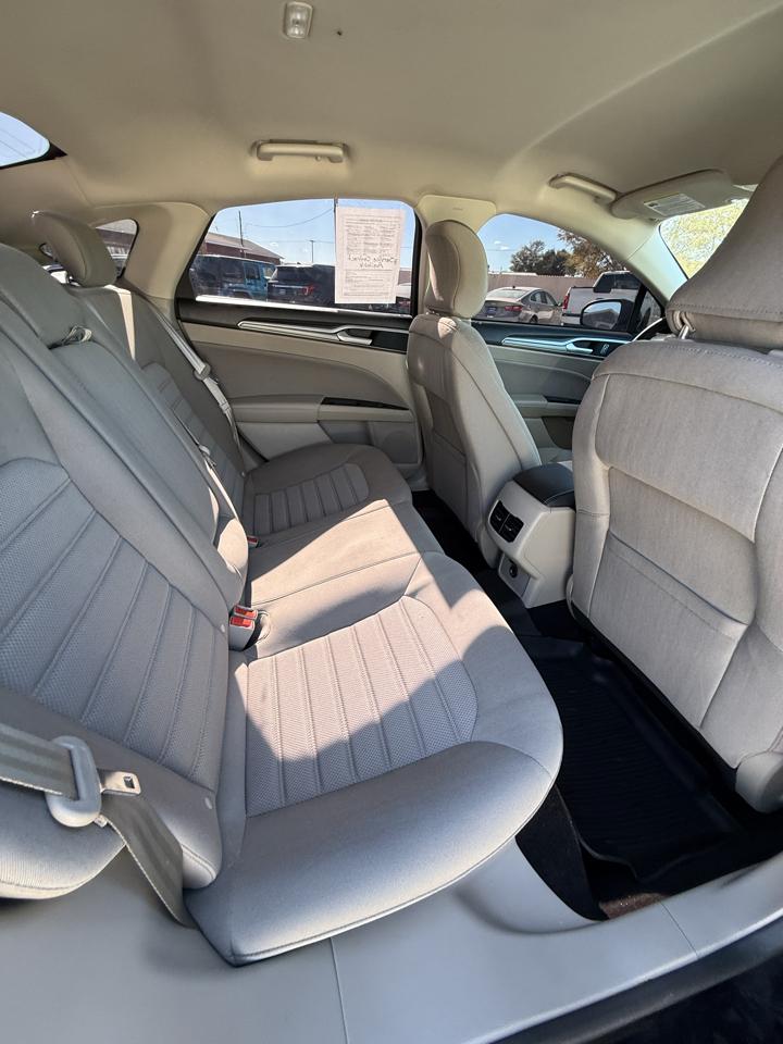 Ford Fusion SE 2019