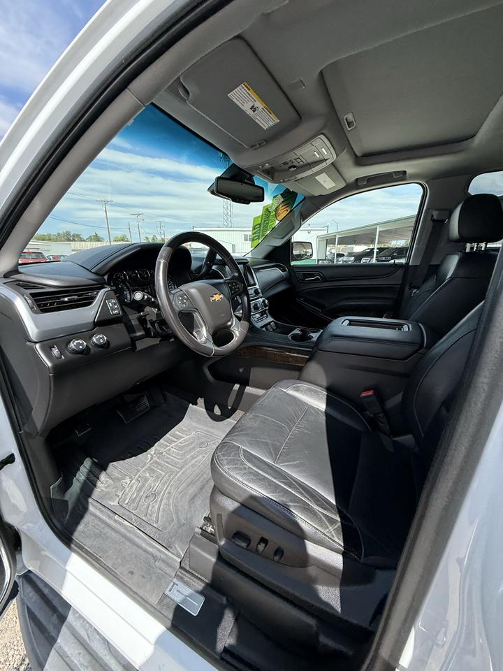 Chevrolet Suburban 4WD 4dr 1500 LT 2018