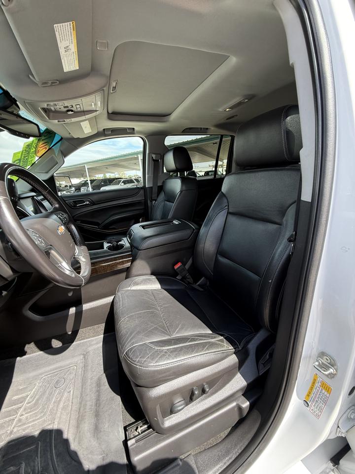 Chevrolet Suburban 4WD 4dr 1500 LT 2018