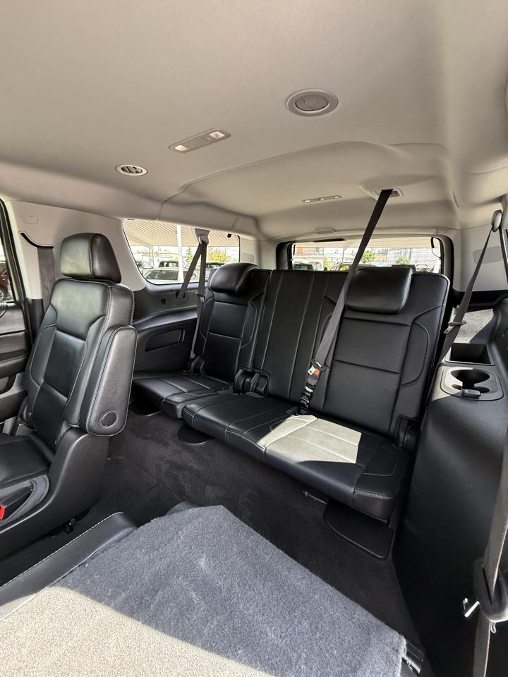Chevrolet Suburban 4WD 4dr 1500 LT 2018