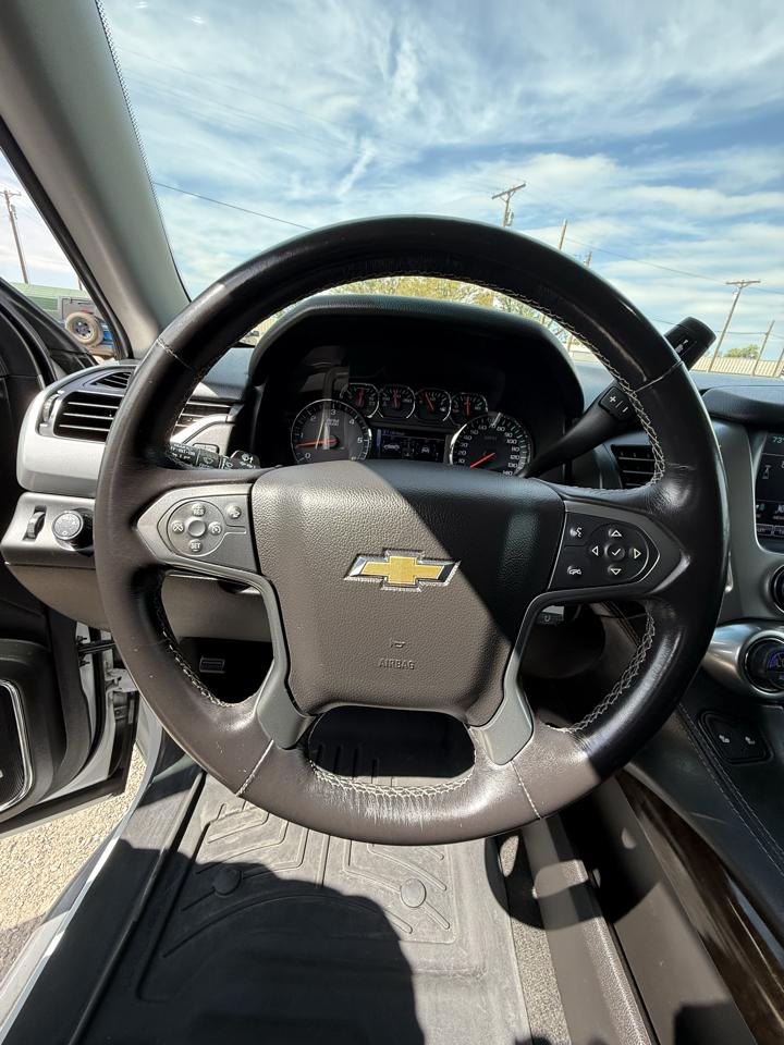 Chevrolet Suburban 4WD 4dr 1500 LT 2018