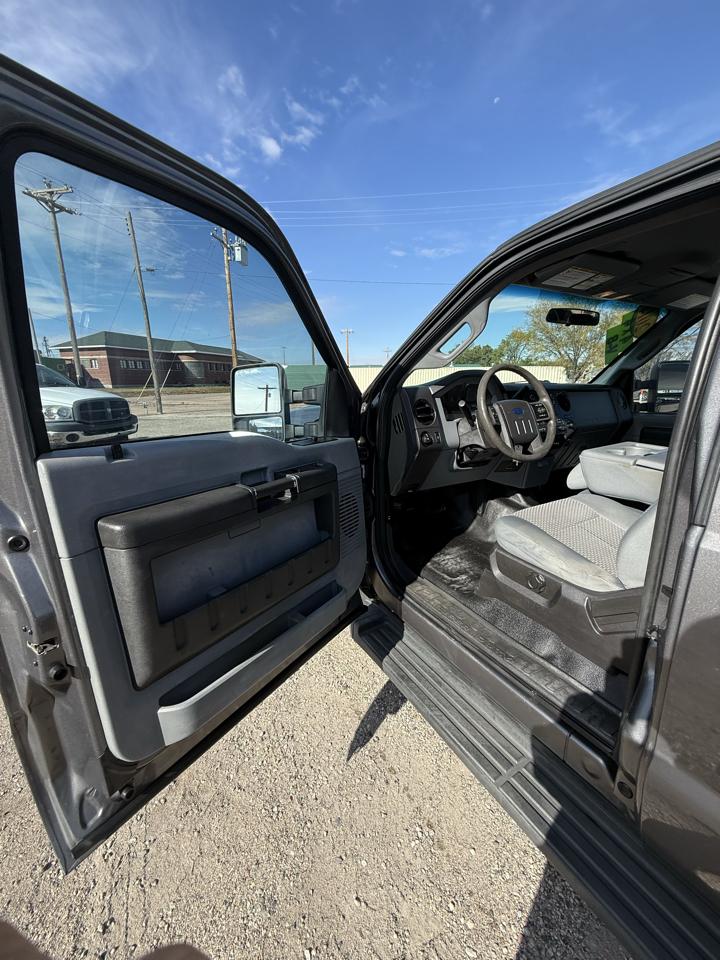 Ford F-250 SD XL SuperCab Long Bed 4WD 2014
