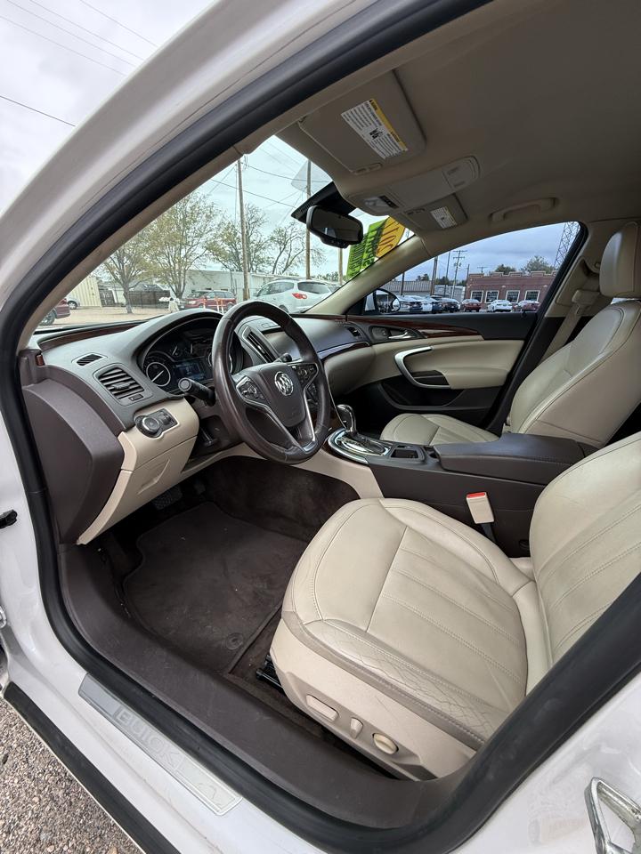 Buick Regal 4dr Sdn Sport Touring FWD 2017