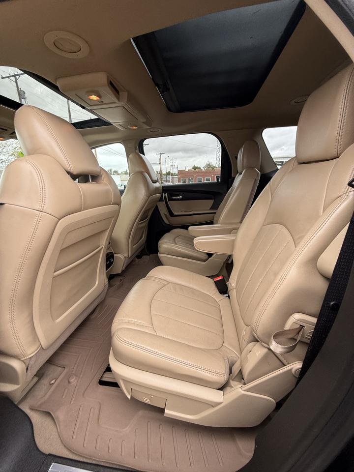 GMC Acadia AWD 4dr Denali 2012