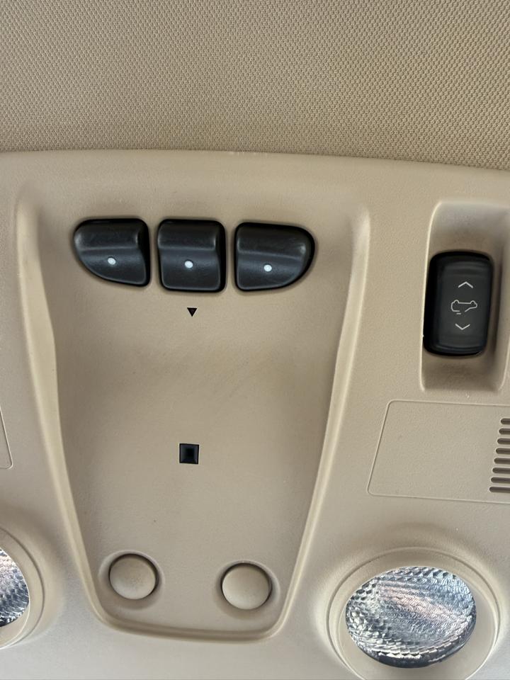 GMC Acadia AWD 4dr Denali 2012