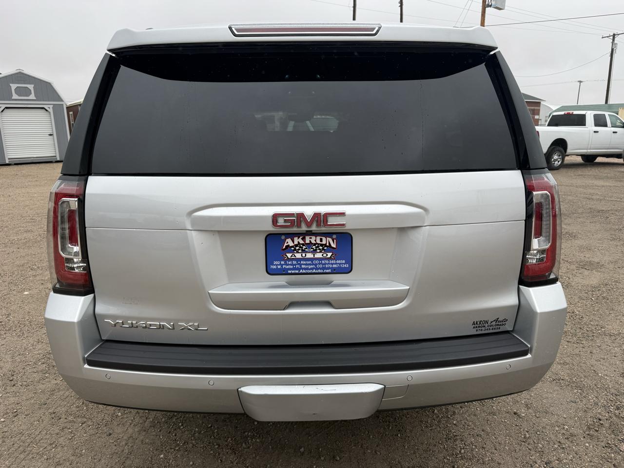 GMC Yukon XL 4WD 4dr SLT 2017