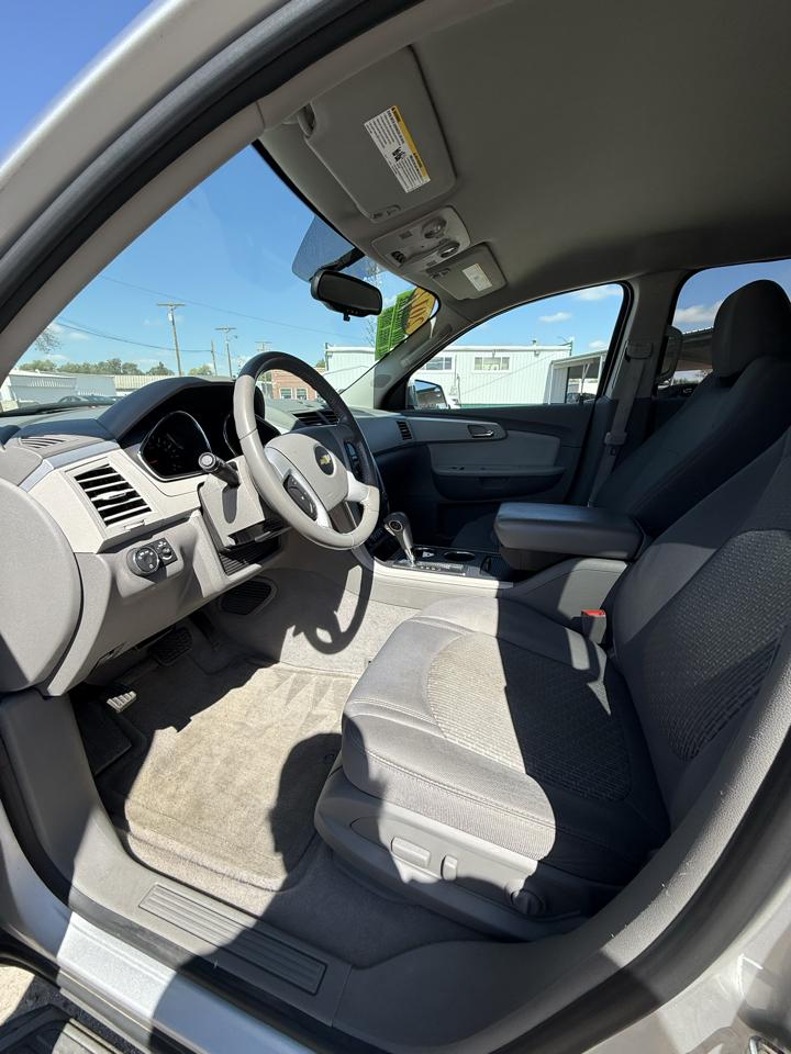 Chevrolet Traverse AWD 4dr LT w/1LT 2012