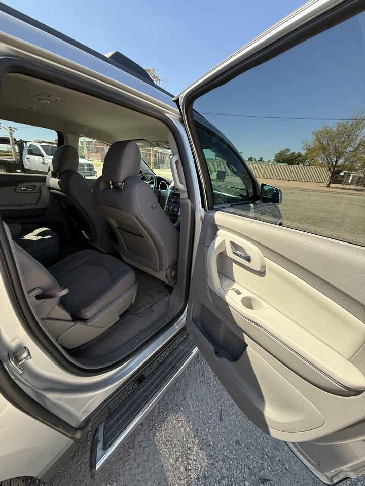 Chevrolet Traverse AWD 4dr LT w/1LT 2012
