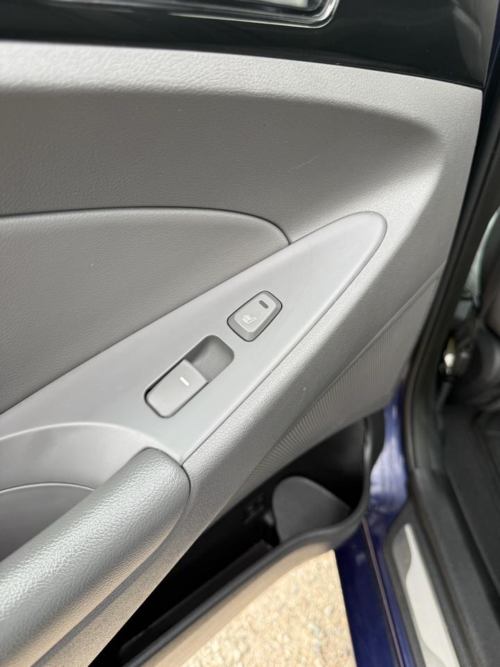 Hyundai Sonata 4dr Sdn 2.4L Auto Limited 2013