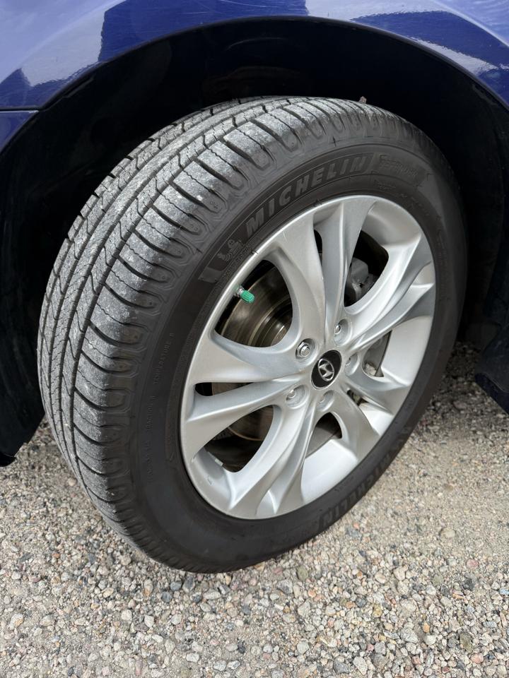 Hyundai Sonata 4dr Sdn 2.4L Auto Limited 2013