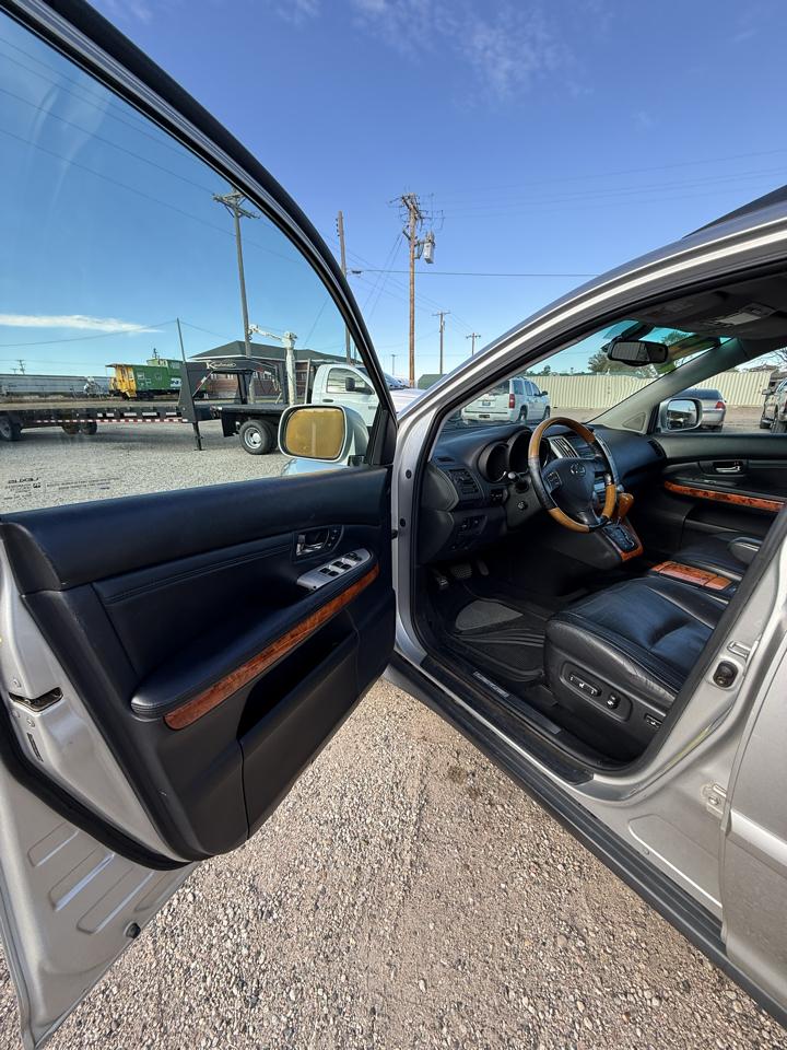 Lexus RX 330 4dr SUV AWD 2005