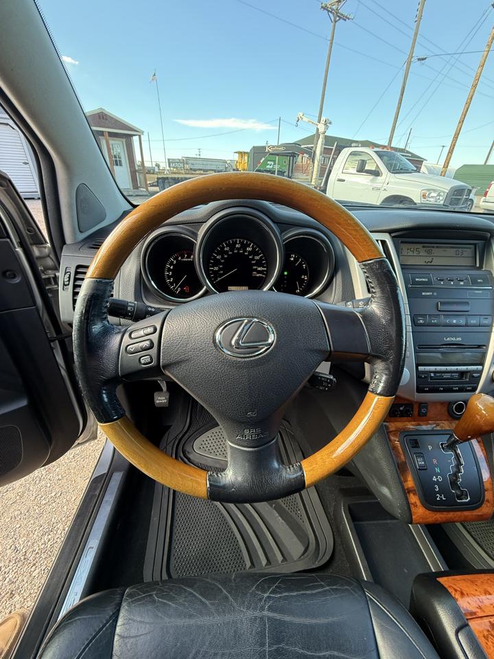 Lexus RX 330 4dr SUV AWD 2005