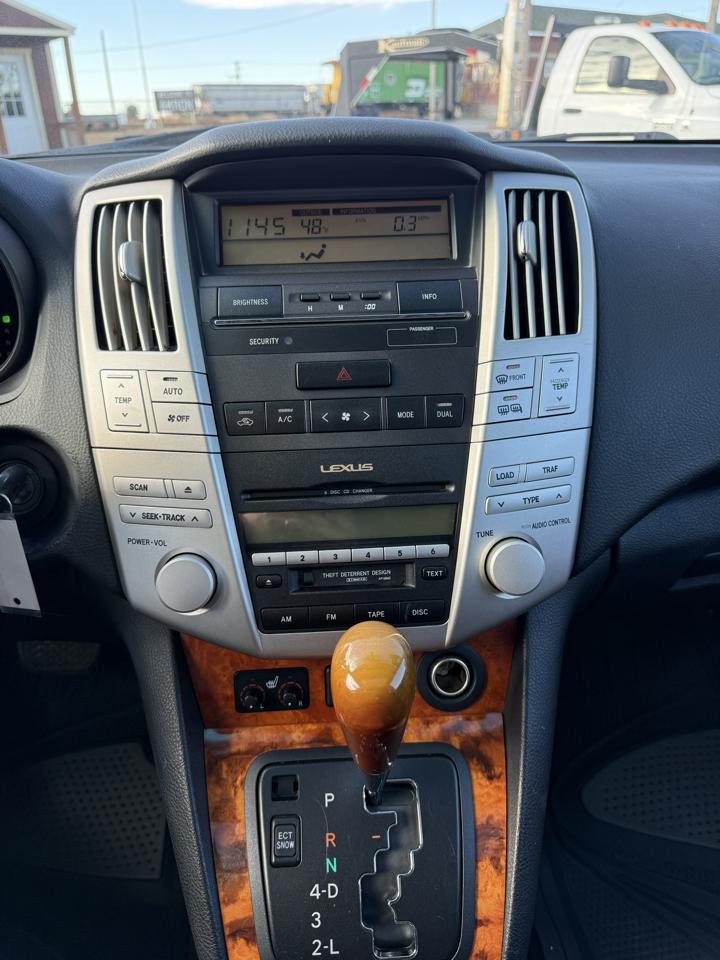 Lexus RX 330 4dr SUV AWD 2005