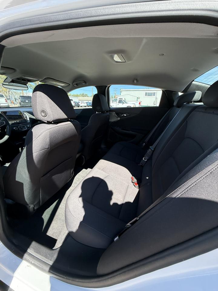 Chevrolet Malibu 4dr Sdn LS w/1FL 2020