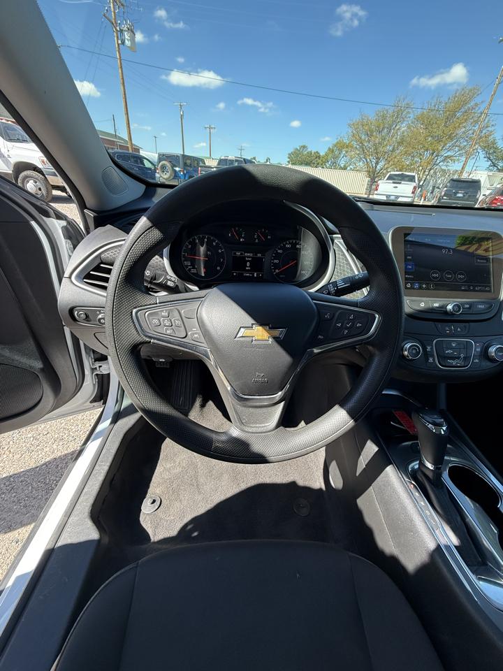 Chevrolet Malibu 4dr Sdn LS w/1FL 2020