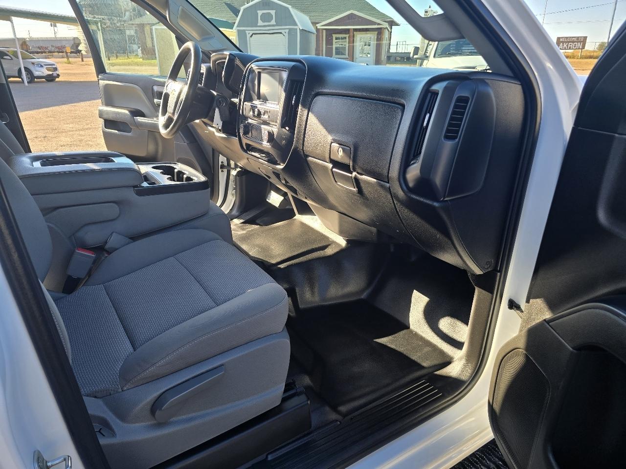 Chevrolet Silverado 2500HD Work Truck Double Cab Short Box 4WD 2017