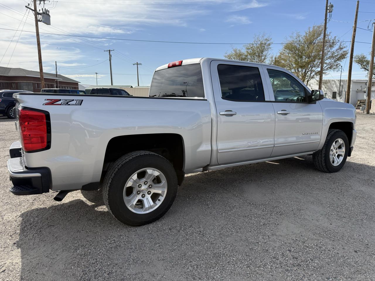 Chevrolet Silverado 1500 4WD Crew Cab 143.5" LT w/2LT 2018