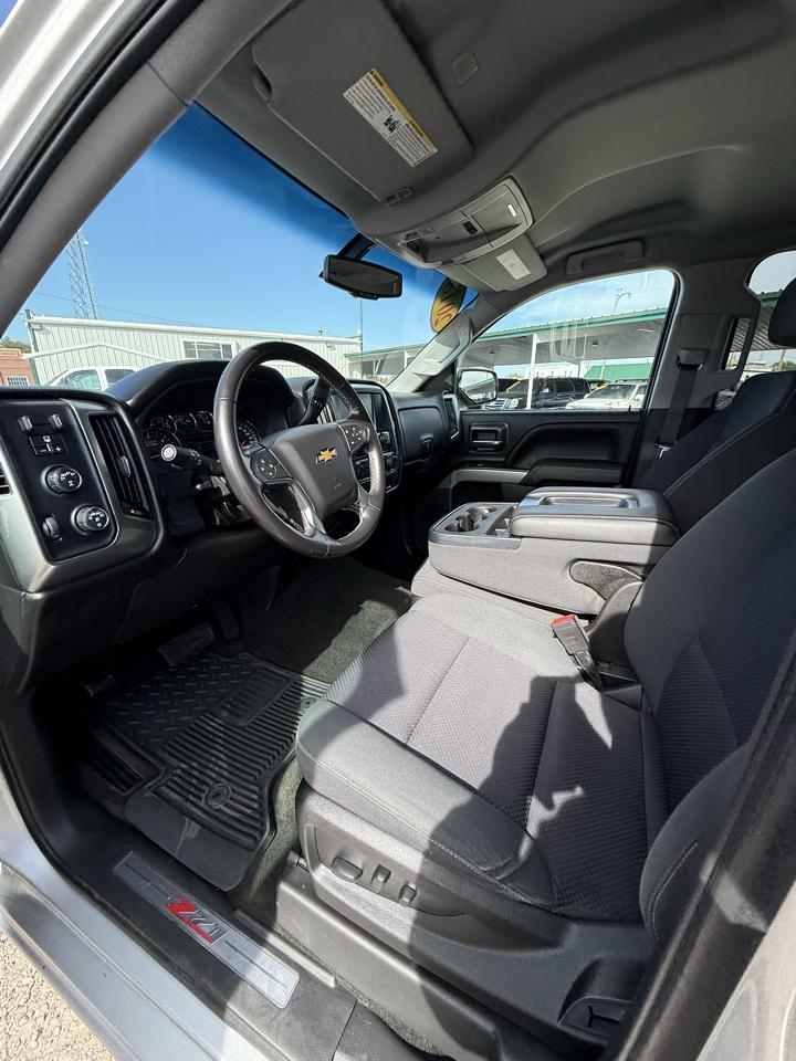 Chevrolet Silverado 1500 4WD Crew Cab 143.5" LT w/2LT 2018