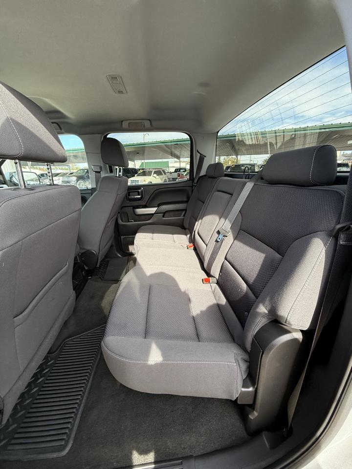 Chevrolet Silverado 1500 4WD Crew Cab 143.5" LT w/2LT 2018