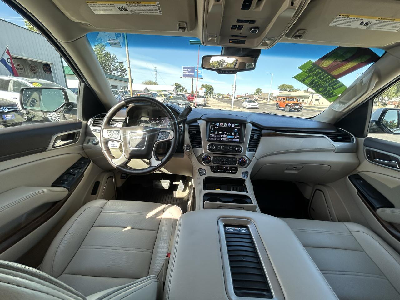 GMC Yukon XL Denali 4WD 2019