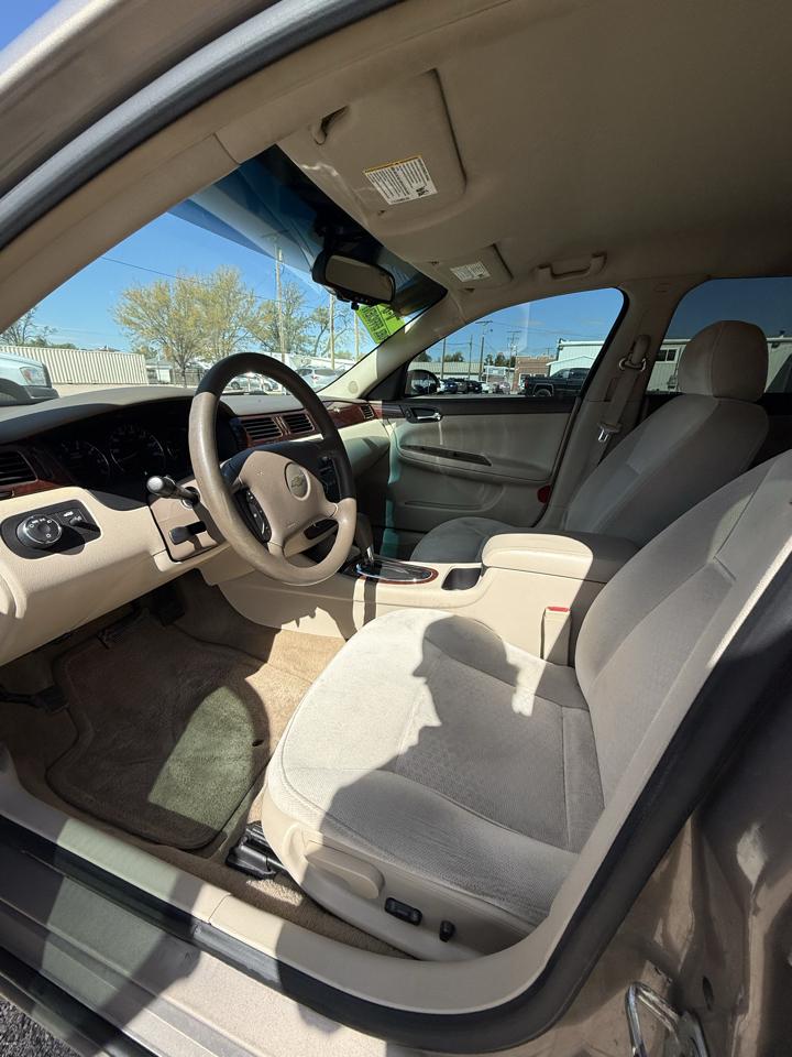 Chevrolet Impala 4dr Sdn 3.5L LT 2007