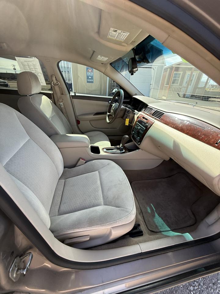 Chevrolet Impala 4dr Sdn 3.5L LT 2007