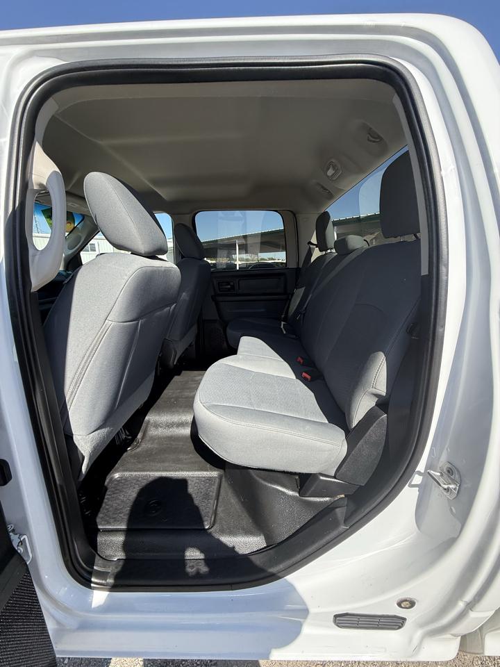 RAM 2500 4WD Crew Cab 169" Tradesman 2015