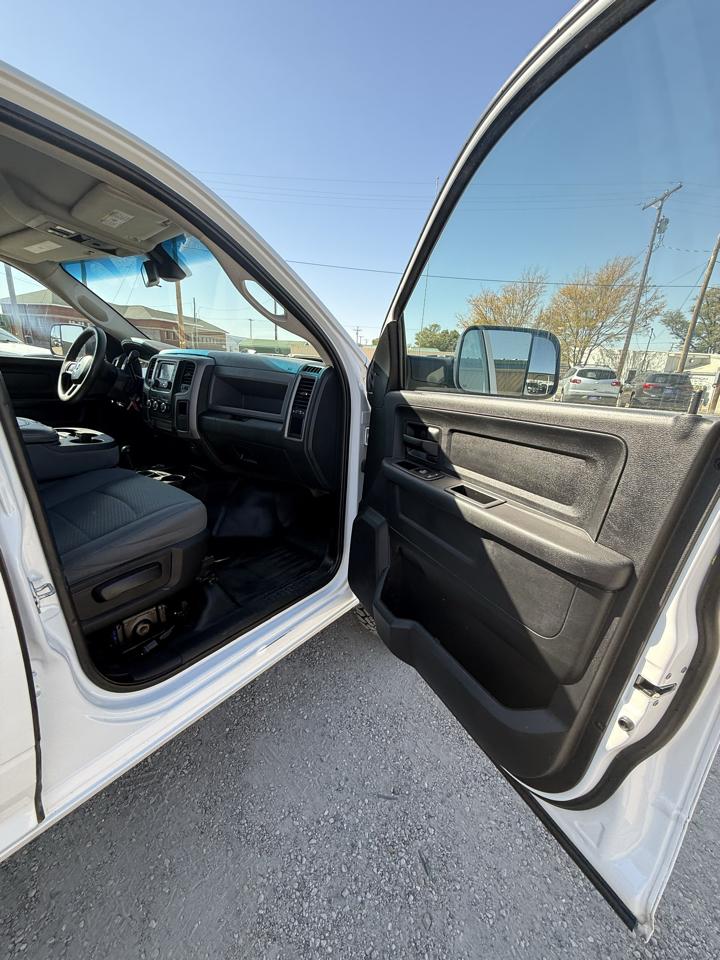 RAM 2500 4WD Crew Cab 169" Tradesman 2015