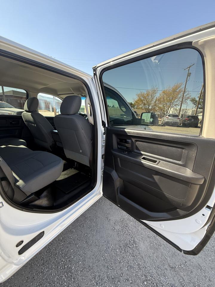 RAM 2500 4WD Crew Cab 169" Tradesman 2015