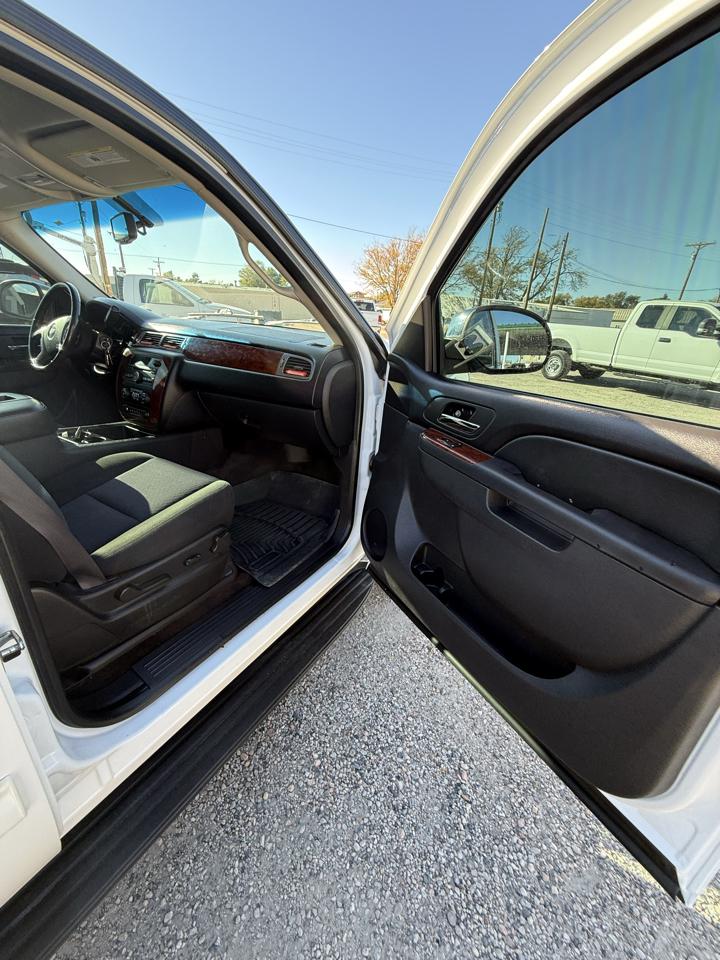 Chevrolet Tahoe 4WD 4dr 1500 LS 2012