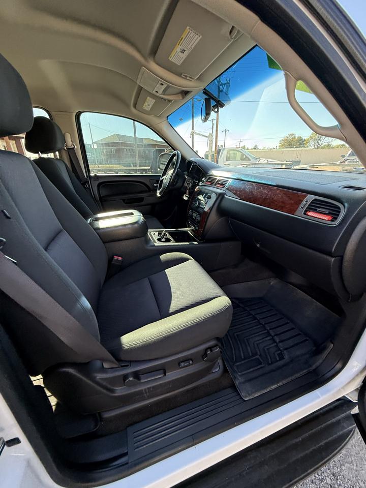 Chevrolet Tahoe 4WD 4dr 1500 LS 2012