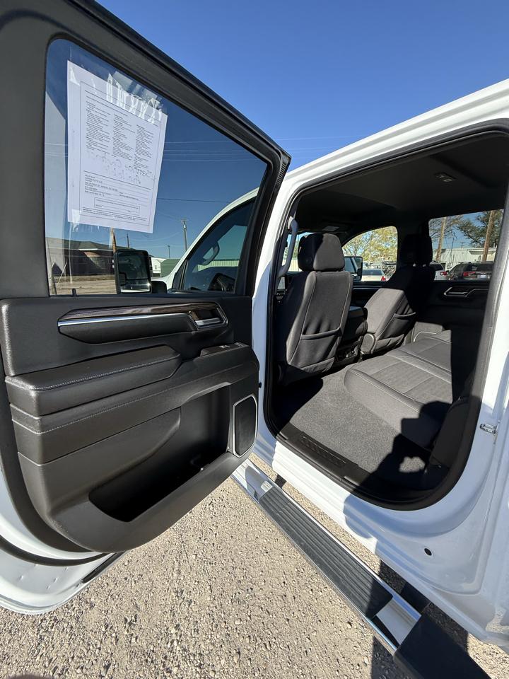 Chevrolet Silverado 2500HD LT Crew Cab Long Bed 4WD 2024