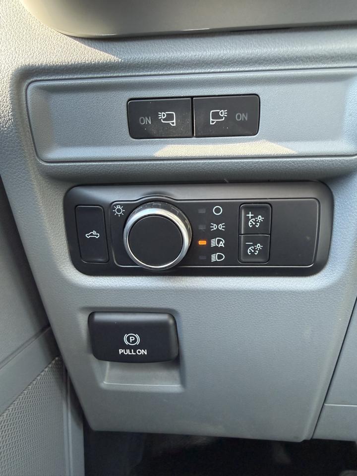 Ford F-150 XL 4WD SuperCrew 6.5' Box 2021