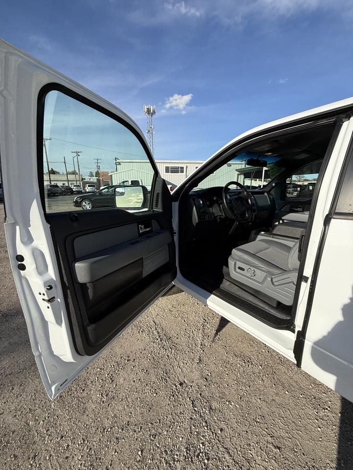 Ford F-150 4WD SuperCab 145" XL 2013